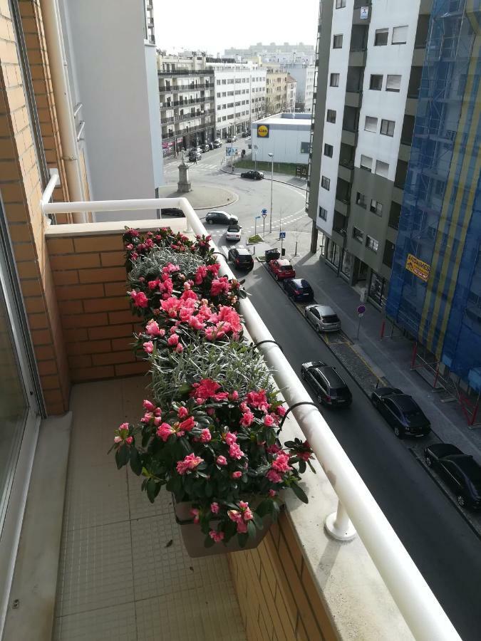 Matosinhos Beach Apartment ภายนอก รูปภาพ